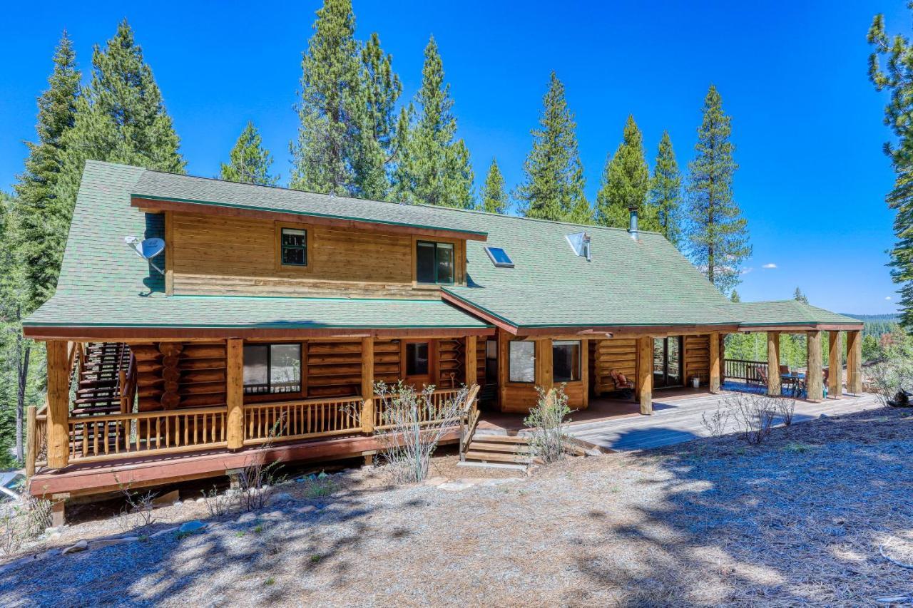 Log Cabin Estate - Falcon Ridge Траки Экстерьер фото