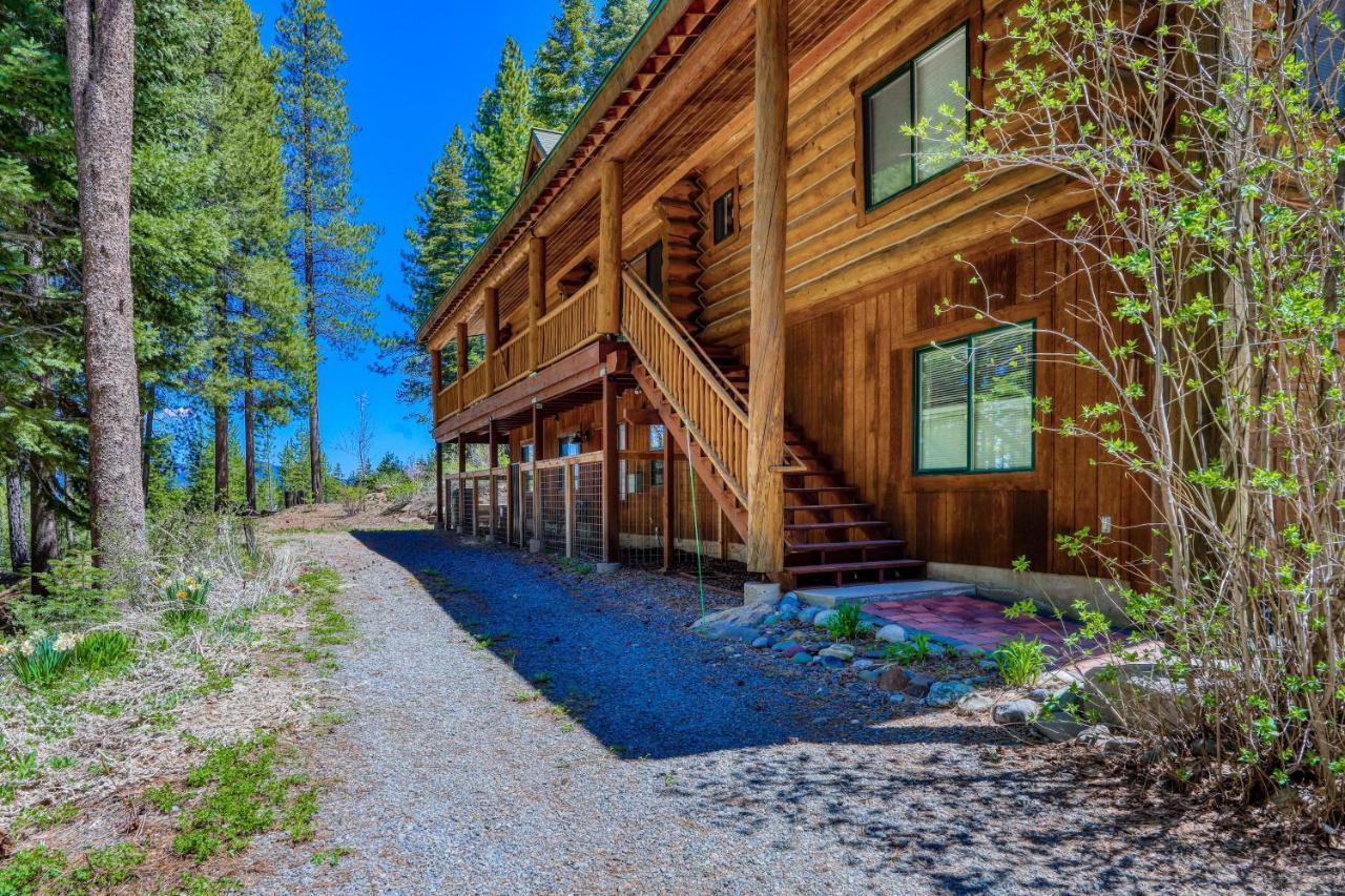 Log Cabin Estate - Falcon Ridge Траки Экстерьер фото