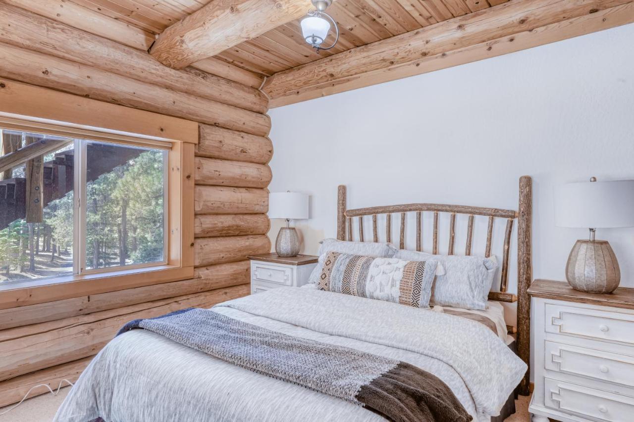 Log Cabin Estate - Falcon Ridge Траки Экстерьер фото